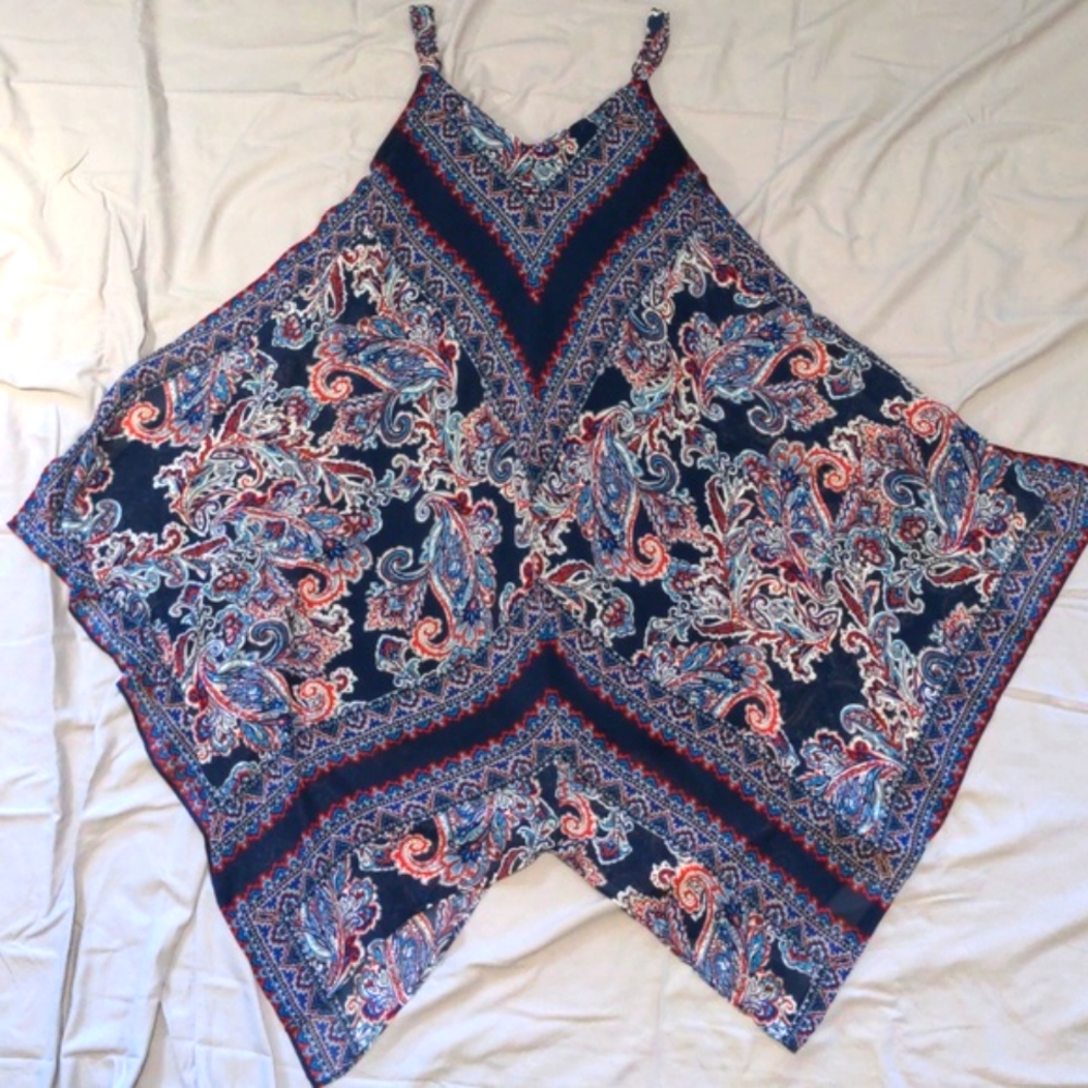 Luxology - Handkerchief Pattern Flowing Dress